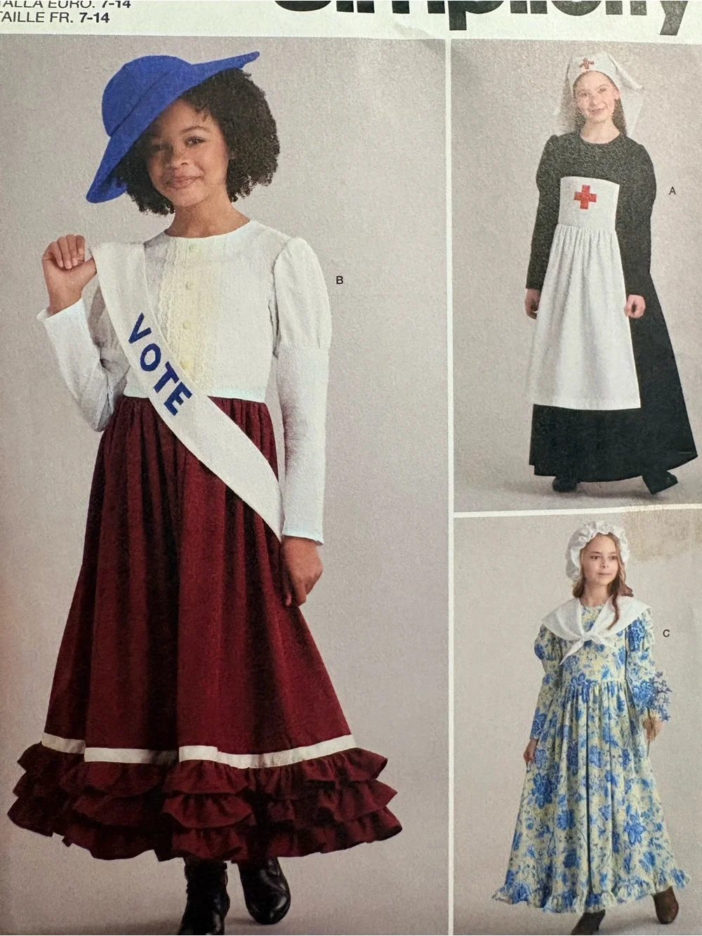 BN UNCUT SIMPLICITY 9352 A SEWING PATTERNS COSTUMES COSPLAY